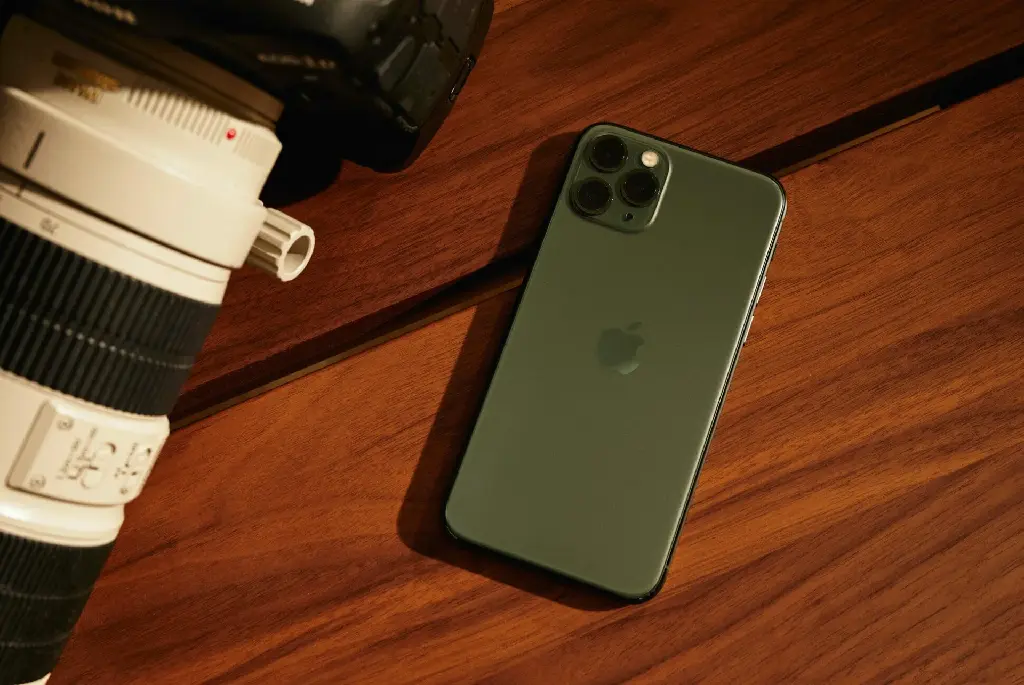 iPhone11Pro.webp